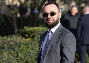 “Vetëm shih SHIK-un mos ka njeri vërdallë”, zbardhen të tjera biseda mes Çyrbes dhe grupeve kriminale: Vlla, janë blloku gjithë llogarit e mia!