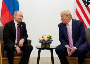 Kremlini mohon bisedën Tramp-Putin, zëdhënësi Peskov: Trillim i pastër