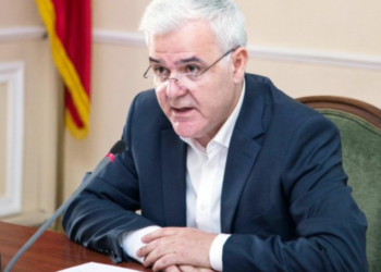 “Antikorrupsioni”, Xhafaj: Ndërpresim punën e komisionit para zgjedhjeve! Nuk duam të jetë pjesë e konfliktit elektoral