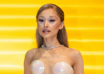 “A është mirë?!”, bum komentesh në rrjet për Ariana Granden