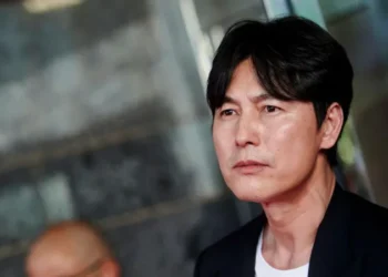 ‘Skandali’ i fëmijës së jashtëligjshëm të aktorit ndez debat kombëtar