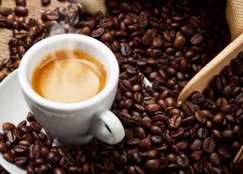 Zbuloni çfarë ndodh në trupin tuaj nëse ndaloni së konsumuari kafe