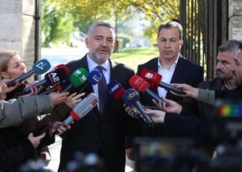 “T’u japim më shumë kohë emigrantëve”, PS i propozon Begajt 11 Majin për zgjedhjet 2025