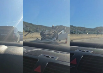FOTO/ Aksident në autostradën Fier-Lushnjë, makina përmbyset në rrugë