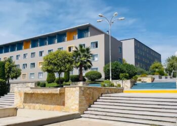 Tjetër sherr me thika, plagoset një student në “Qytetin Studenti” (EMRAT)