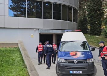 Tentoi të vriste ish-partneren në Korçë, lihet në burg Ilir Çami. Çfarë deklaroi në gjyq