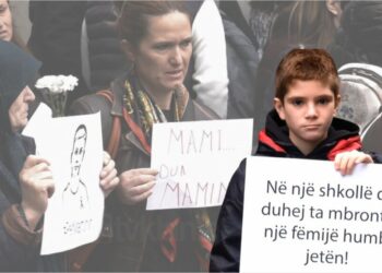 Vrasja e 14-vjeçarit, protestë për sigurinë në shkolla. Qytetarët: Të zbatohen ligjet!