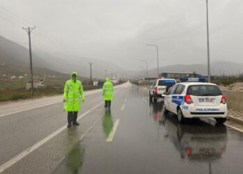Moti i keq, bllokohet nënkalimi në Fushë-Mamurras, probleme edhe në Milot – Qafë-Kashar