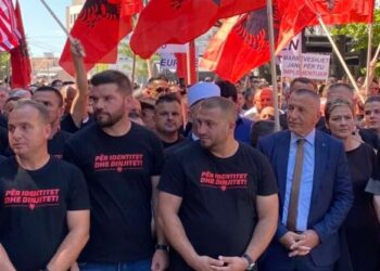 “Kthema adresën”/ Shqiptarët e Luginës protestojnë kundër pasivizimit të adresave