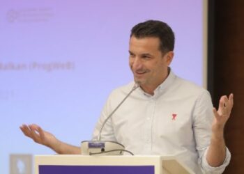 Veliaj me të rinjtë e Ballkanit: Tirana, shembull transformimi edhe për qytetet e tjera të rajonit