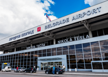 Ishte nisur nga Hamburgu për në Prishtinë, avioni me 155 pasagjerë bën ulje emergjente në Beograd