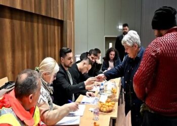 Rindërtimi/ Hidhet shorti për apartamentet në Kombinat! Banorët hyjnë në shtëpitë e reja për Vitin e Ri