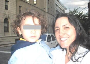 Ndodhi pas 8 vitesh/ Elton Ilirjani jep lajmin e bukur: Parashqevi Simaku foli me djalin dhe ish-bashkëshortin