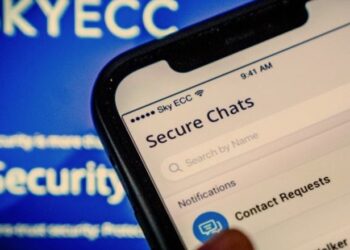 Zbulohet e-maili për Ministrin grek: “Hetoni policin, i mori trafikantit shqiptar 700.000 euro”