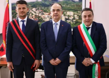 Binjakëzimi i Bashkisë Mirditë me komunën e San Cosmo Albanese/ Begaj: Iniciativë për të forcuar marrëdhëniet midis shqiptarëve