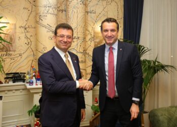 Veliaj pret kryebashkiakun e Stambollit: Përmbyllim një vit shumë të suksesshëm me B-40! Imamoğlu: I lumtur të shoh sukseset e Tiranës nën drejtimin e Erionit