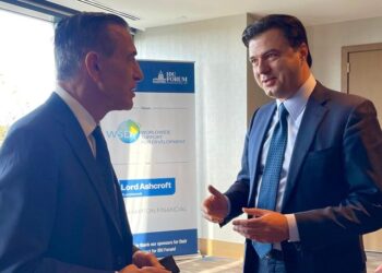 Basha vijon turin në SHBA: Diskutime me kongresmenin Darrell Issa për korrupsionin dhe lidhjet e politikës me krimin!