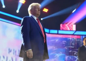 CNN: Cilat kompani po financojnë inaugurimin e Trump dhe çfarë do të përfitojnë!