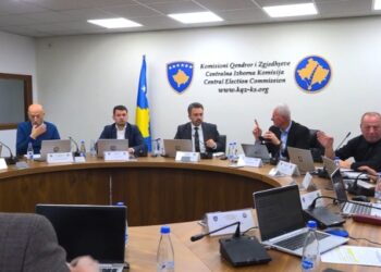 KQZ la jashtë Listën Serbe, ndërkombëtarët në Kosovë të shqetësuar pas vendimit