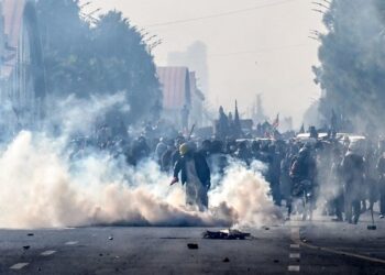 Jo vetëm Berisha! Një tjetër ish-kryeministër kërcënon me mosbindje civile