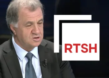 “Jam ai që nuk do partia”, kompozitori Zhulali: RTSH, një skandal! As nuk kaloj më andej