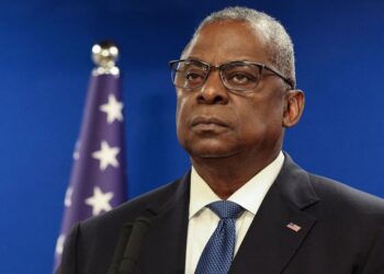 SHBA në alarm? Sekretari amerikan i Mbrojtjes: ISIS mund të përpiqet të përfitojë nga rënia e regjimit sirian!