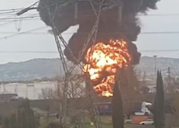 Shpërthimi i rafinerisë në Firence, rëndohet bilanci, 2 të vdekur dhe 26 të plagosur