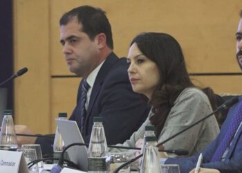 Depolitizimi i administratës zgjedhore, PS e PD të ndara në qëndrime, KQZ dhe ndërkombëtarët kërkojnë ndryshime