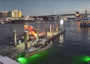 VIDEO / Momenti tragjik kur shpërthen varka, 1 i vdekur dhe 5 të plagosur