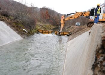 Uji në kufirin e tensionuar: A mund t’ia ndërrojë Serbia kahun Ibrit?