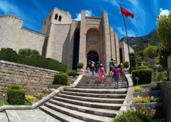 Biletim online në muzetë dhe sitet kulturore, AKSHI tender 214 mln lekë, rezultatet që pritet të arrihen