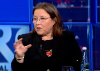 “‘Luftë’ për listat”/ Gjikondi për tensionet e fyerjet në Kuvend: Opozita, shëmbëlltyrë e Sali Berishës