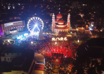 Dhjetori i festave në Korçë, Rama publikon video nga atmosfera e magjisë së dritave