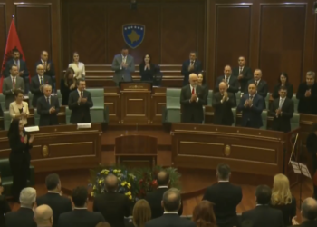 LIVE NGA PRISHTINA! Nis mbledhja e përbashkët e dy Kuvendeve Shqipëri-Kosovë