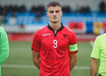 Po shkëlqen me Skënderbeun, klubi suedez “piketon” Rashicën
