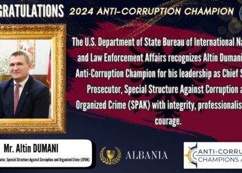 DASH publikon dekoratën për Altin Dumanin: Kampion i luftës kundër korrupsionit! Integritet, guxim dhe profesionalizëm
