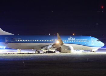 Si e humbi kontrollin avioni i linjës Oslo-Amsterdam në ajër! Shqiptarja jep detajet