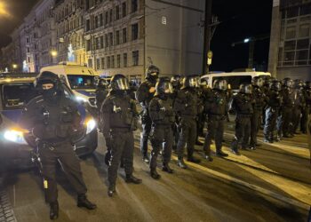Sulmi i tmerrshëm në sheshin Magdeburg, qytetarët dhe aktivistët dalin në protestë: Ata që nuk e duan Gjermaninë, të largohen