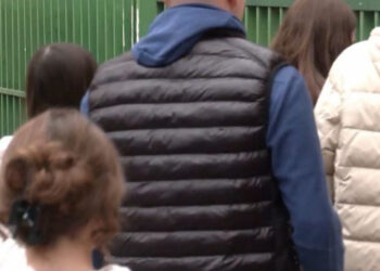 Kriminaliteti tek të miturit/ Psikologët: Komunikimi në familje dhe shkollë, i rëndësishëm