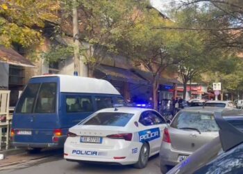 Emri/ Të shtëna me armë zjarri në Ndroq, vritet një person!
