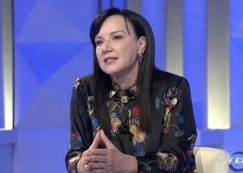 “Mbaj shënime për…”, flet Linda Rama: Jam kurioze për Edin, ç’do të thotë të rrisësh një fëmijë kur je person publik