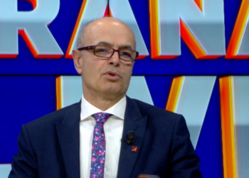 Berisha nesër në Parlament/ Petro Koçi: Sulmet ndaj drejtësisë janë boshe, nuk është çliruar nga akuzat!