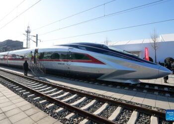 Fillon qarkullimi i trenit me shpejtësinë më të madhe në botë