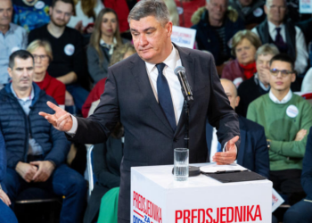 Mbyllen zgjedhjet në Kroaci, Milanoviç fiton mandatin e dytë si president