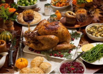 Ushqimet fatsjellëse që nuk duhet të mungojnë në tryezë natën e ndërrimit të viteve