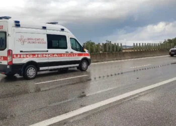 Humbi kontrollin e mjetit dhe doli nga rruga, ndërron jetë 65-vjeçari në Kurbin