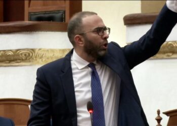 “Falje gjobash për ndërtimet pa leje”, PD ‘shpërthen’ pas propozimit. Balla: Nuk ka shkelje të rregullores
