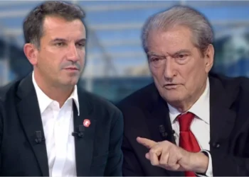 Thellohet konflikti/ Holta Zaçaj nuk pranoi të largohej, Gjykata e Lartë nis procedurat për zëvendësimin e saj