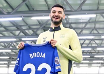 Merr fund pritja! Broja kthehet të luajë në Premier League, publikohen formacionet zyrtare të sfidës Everton-Ullvërhempton