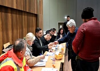 Rindërtimi / Hidhet shorti për apartamentet në Kombinat. Banorët hyjnë në shtëpitë e reja për Vitin e Ri